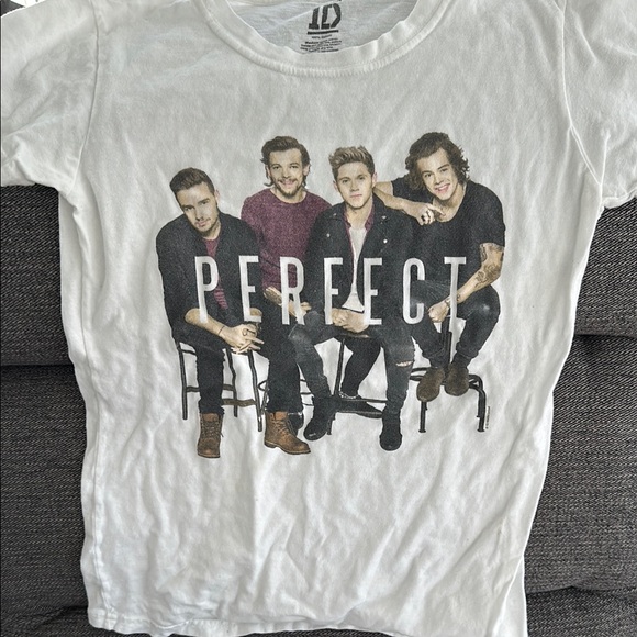1D White Short Sleeve Tee with Bold Perfect Graphic - Picture 1 of 3